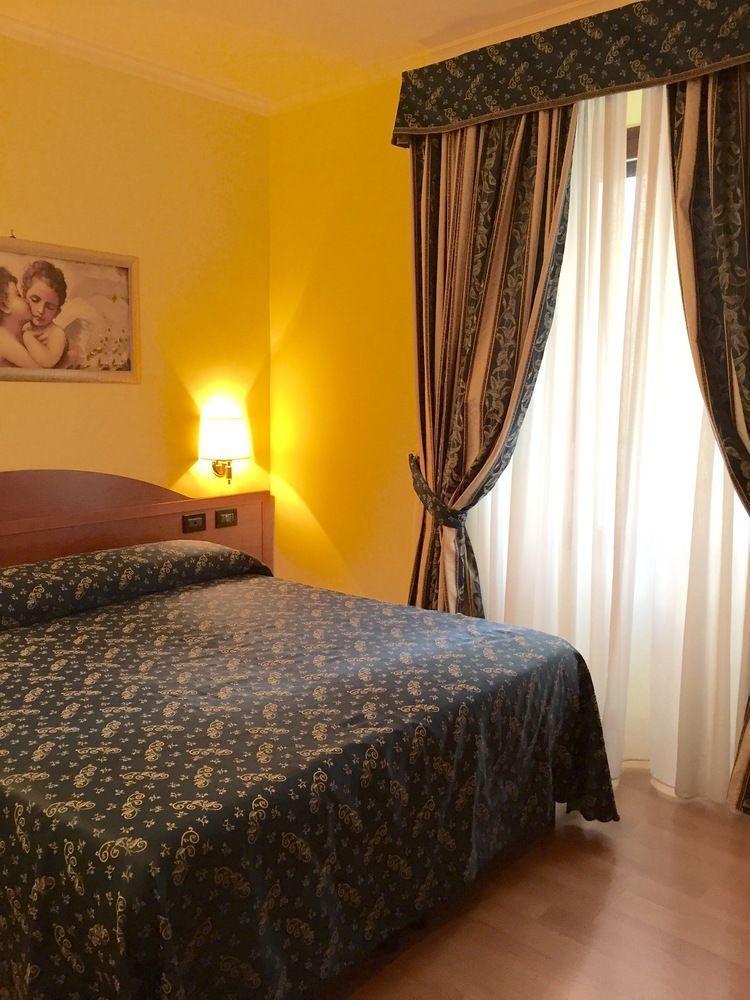 Rest Guesthouse Рим Екстер'єр фото